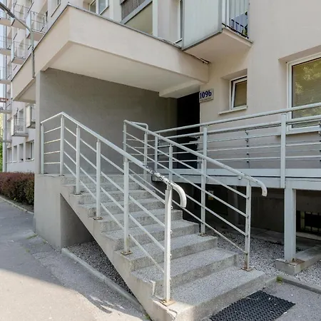 Pulawska Elegant Mokotow By Renters 바르샤바